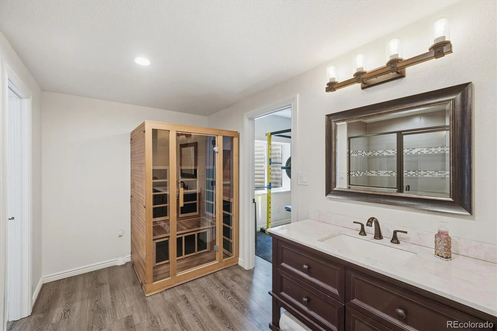15718 E Prentice Drive Centennial CO 80015 MLS #REC7622820 06172026051032 1600 25