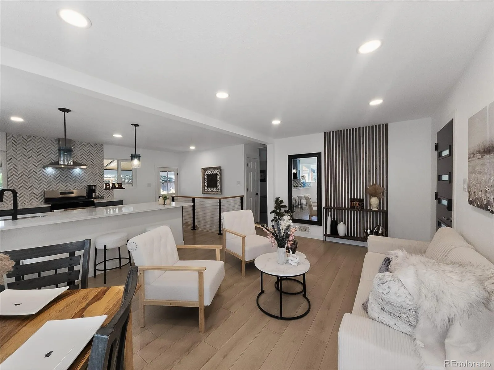 3227 S Grape Street Denver CO 80222 MLS #REC3757699 05162026041403 1600 0