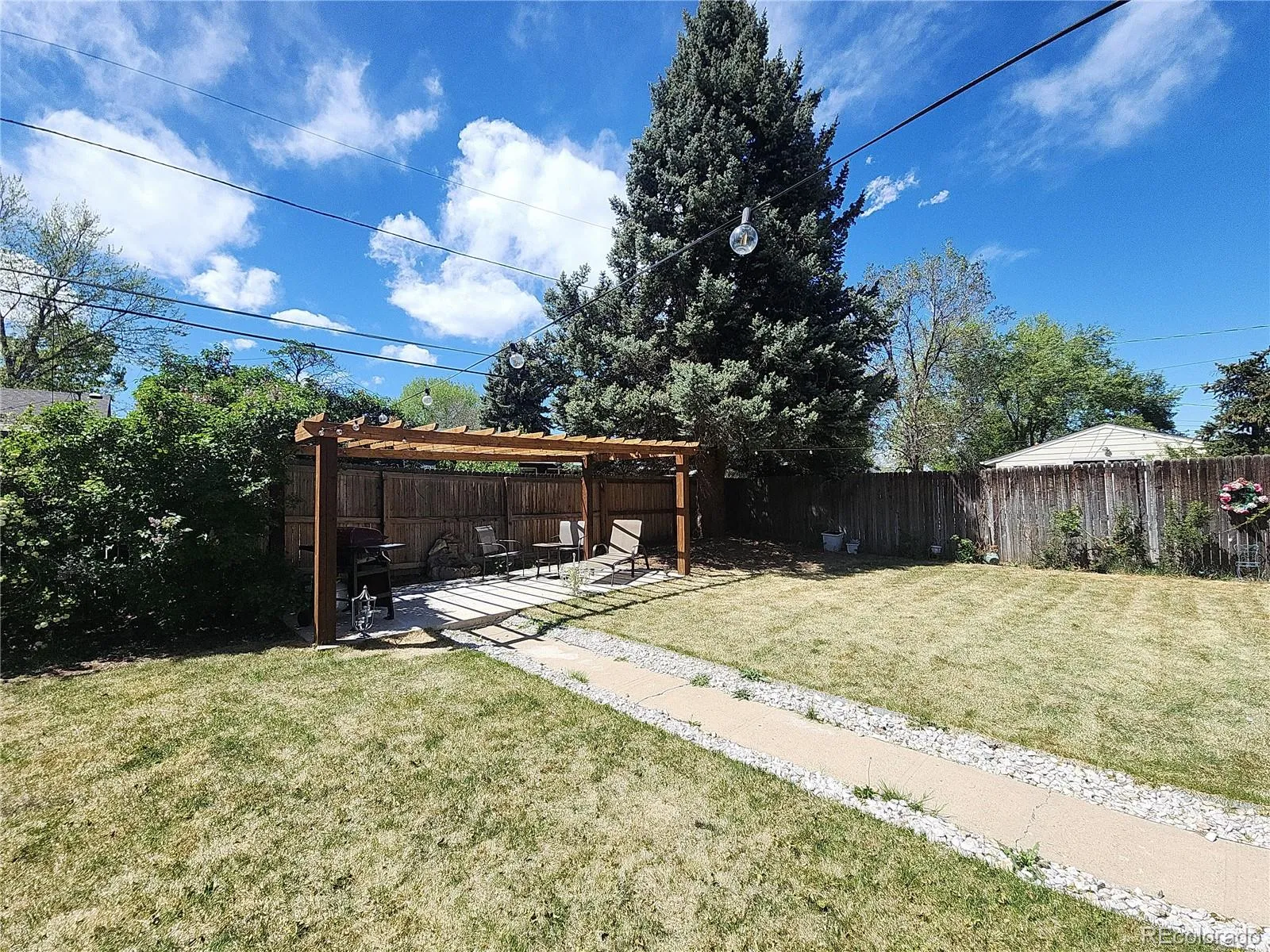 3227 S Grape Street Denver CO 80222 MLS #REC3757699 05162026041403 1600 24