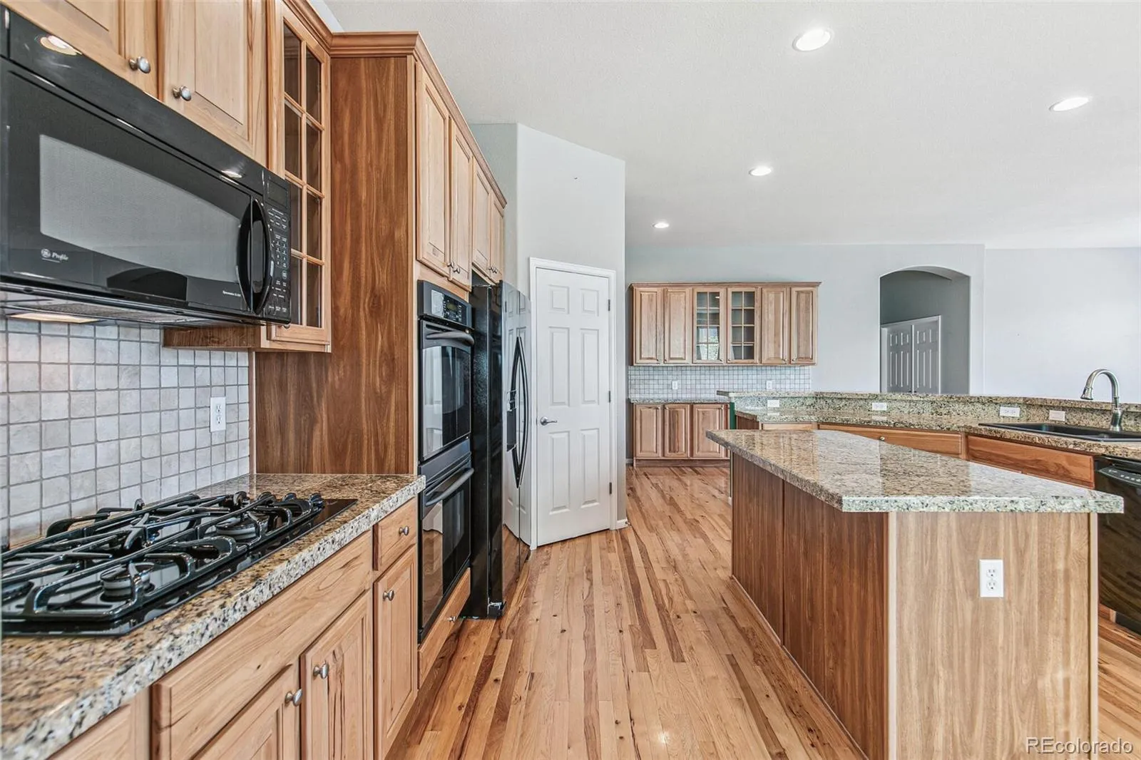 6085 Nile Circle Golden CO 80403 MLS #REC7622959 05282026163310 1600 4
