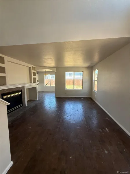4693 Durham Court Denver CO 80239 | MLS #REC7627162 08212026174042 800 2