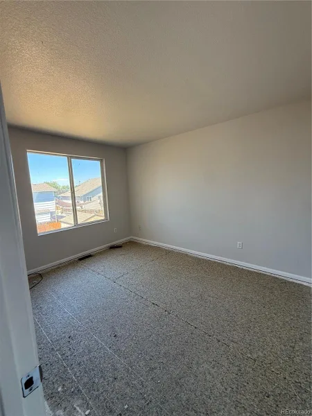 4693 Durham Court Denver CO 80239 | MLS #REC7627162 08212026174042 800 7