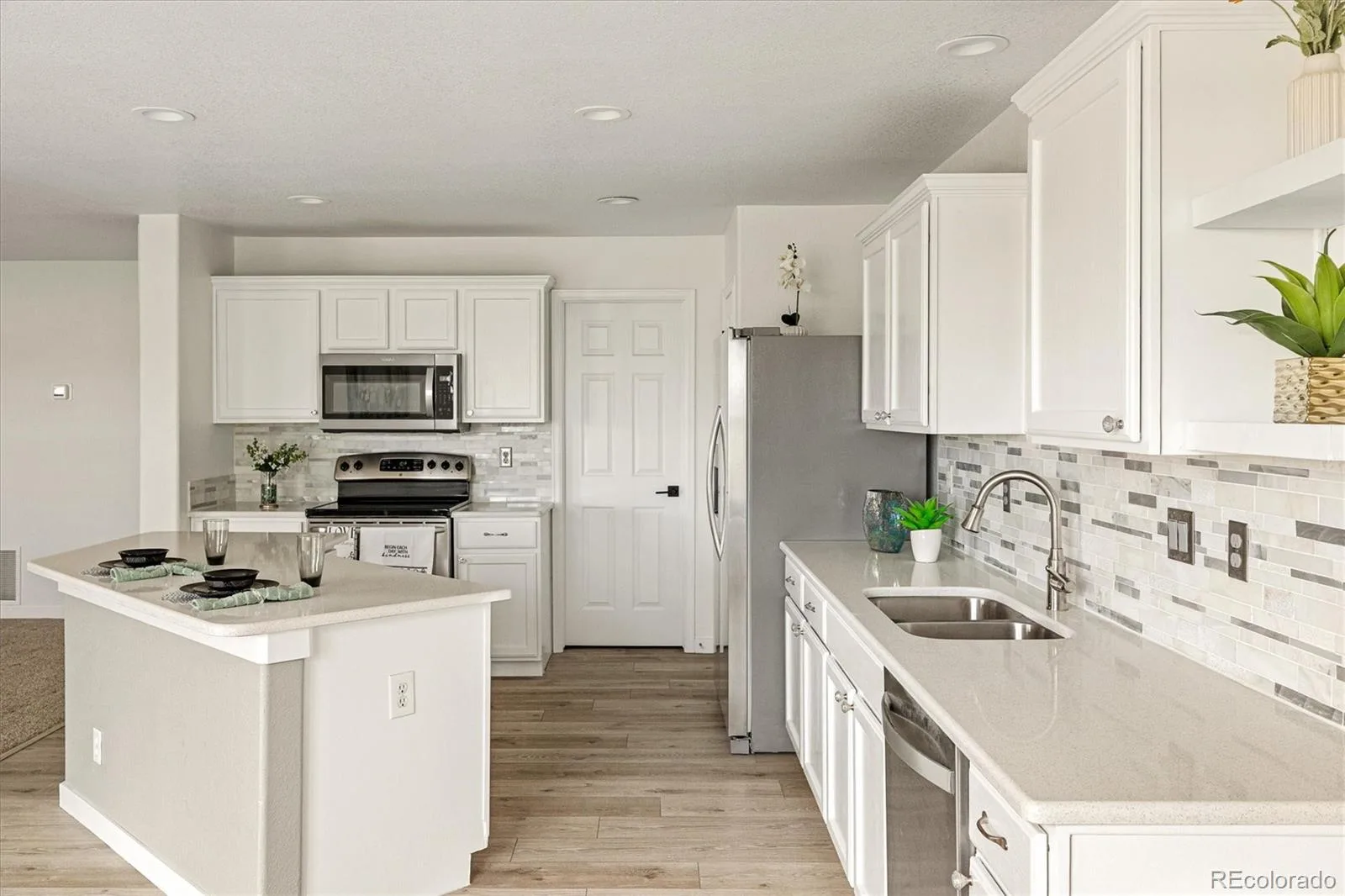 2366 E 109th Drive Northglenn CO 80233 | MLS #REC7629890 08192026203542 1600 12
