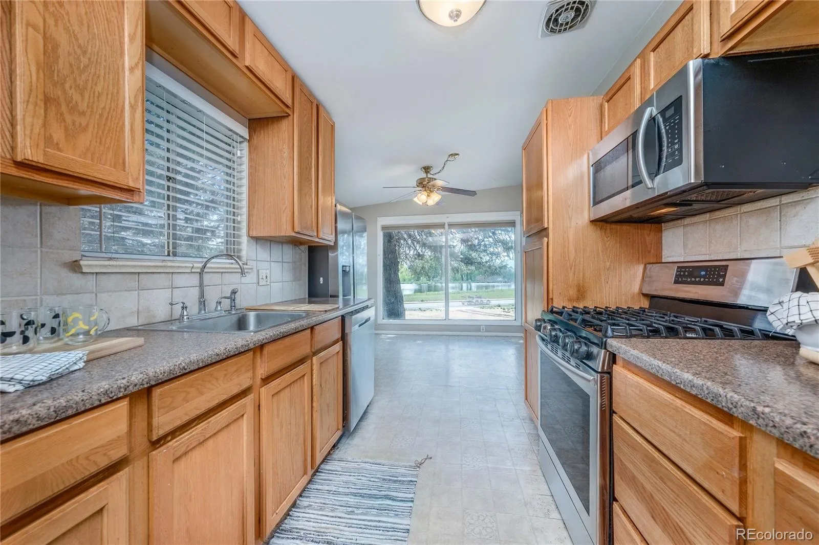 4770 S Mariposa Drive Englewood CO 80110 MLS #REC7630293 05152026151005 1600 10