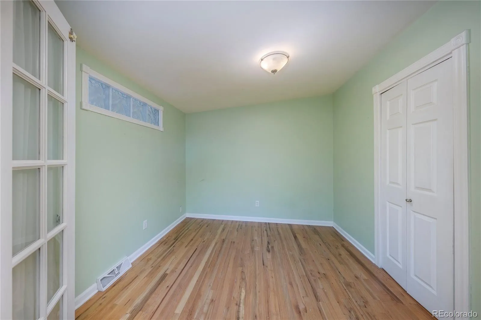 4770 S Mariposa Drive Englewood CO 80110 MLS #REC7630293 05152026151005 1600 20