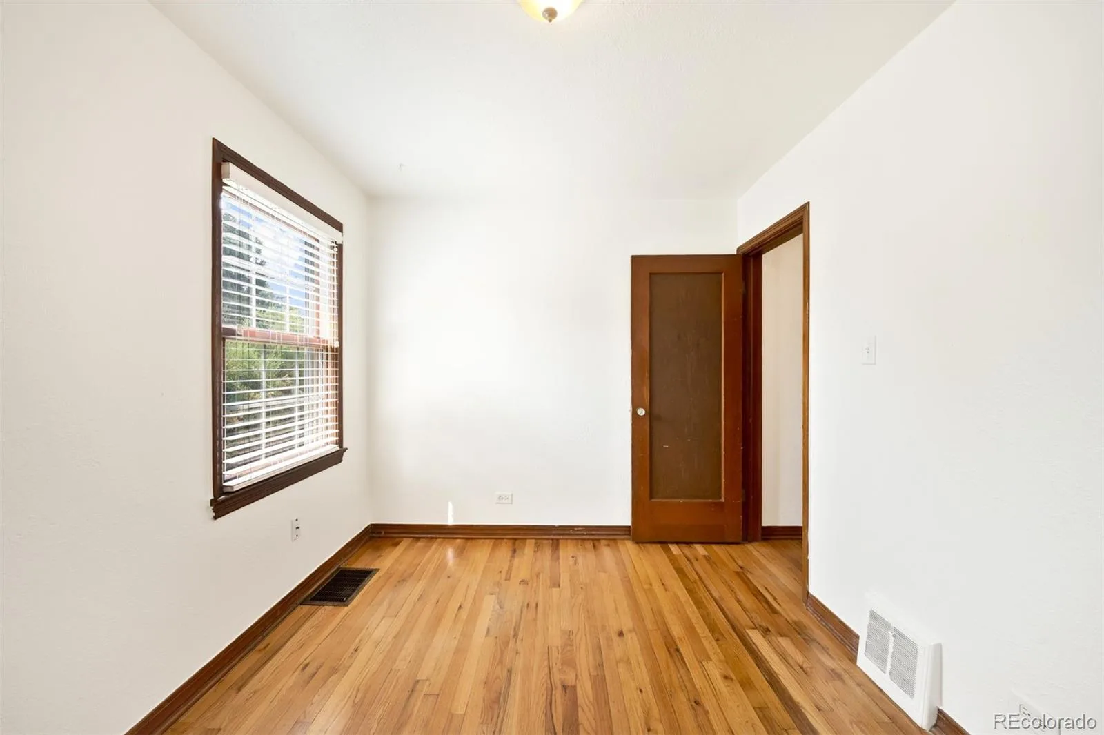 2201 S Franklin Street Denver CO 80210 | MLS #REC7630516 08122026175509 1600 13