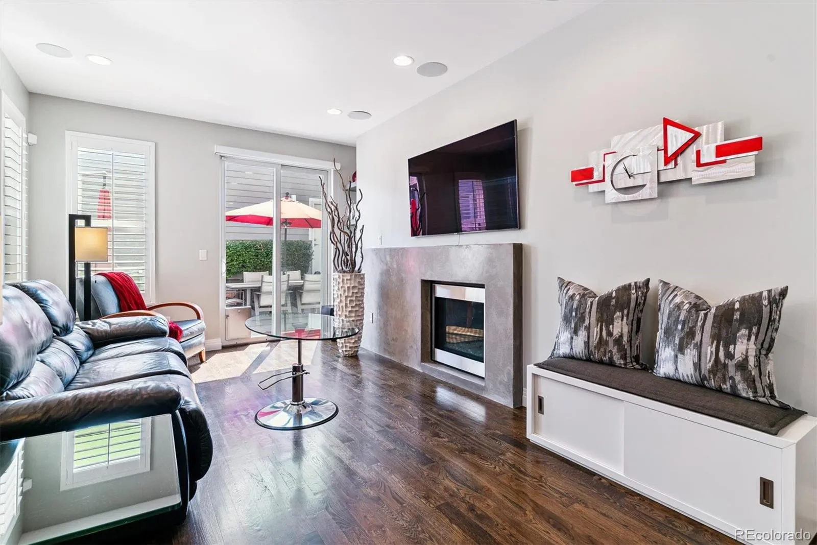 04112026192122 1600 15