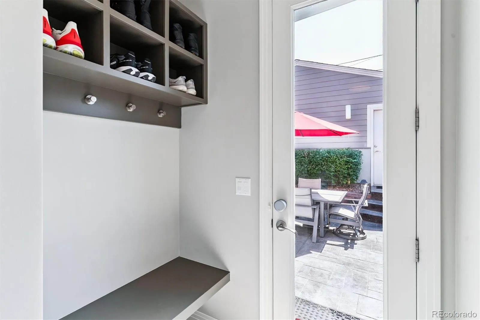 04112026192122 1600 17