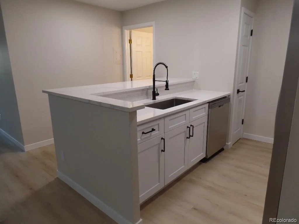 2880 S Locust Street #303S Denver CO 80222 MLS #REC7636069 06012026230310 1024 13