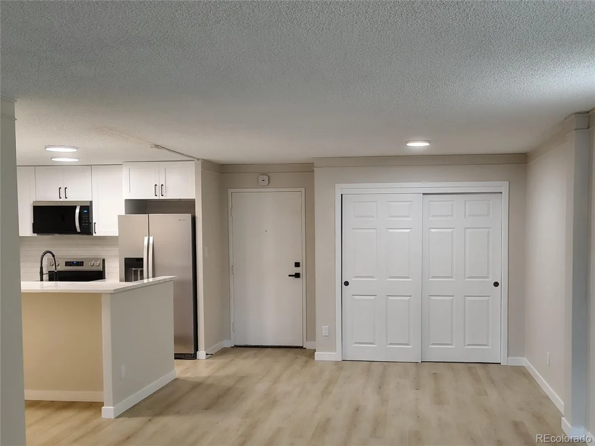 2880 S Locust Street #303S Denver CO 80222 MLS #REC7636069 06012026230310 1200 11