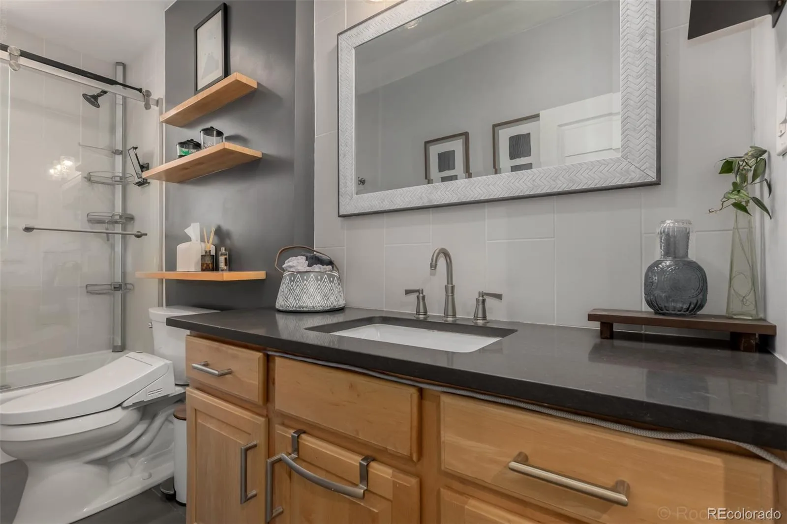 300 S Lincoln Street Denver CO 80209 | MLS #REC7636266 08132026181732 1600 18