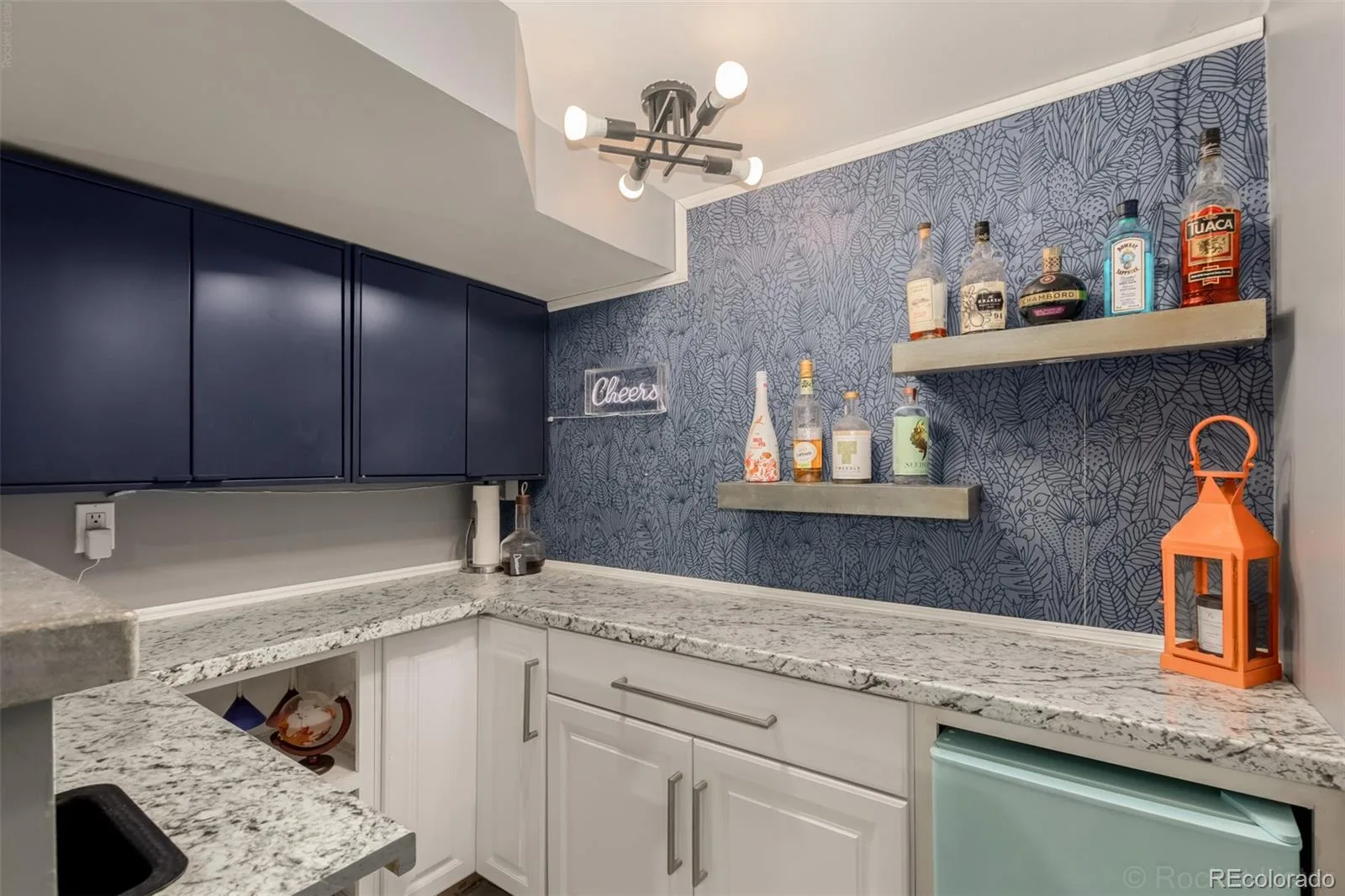 300 S Lincoln Street Denver CO 80209 | MLS #REC7636266 08132026181732 1600 21