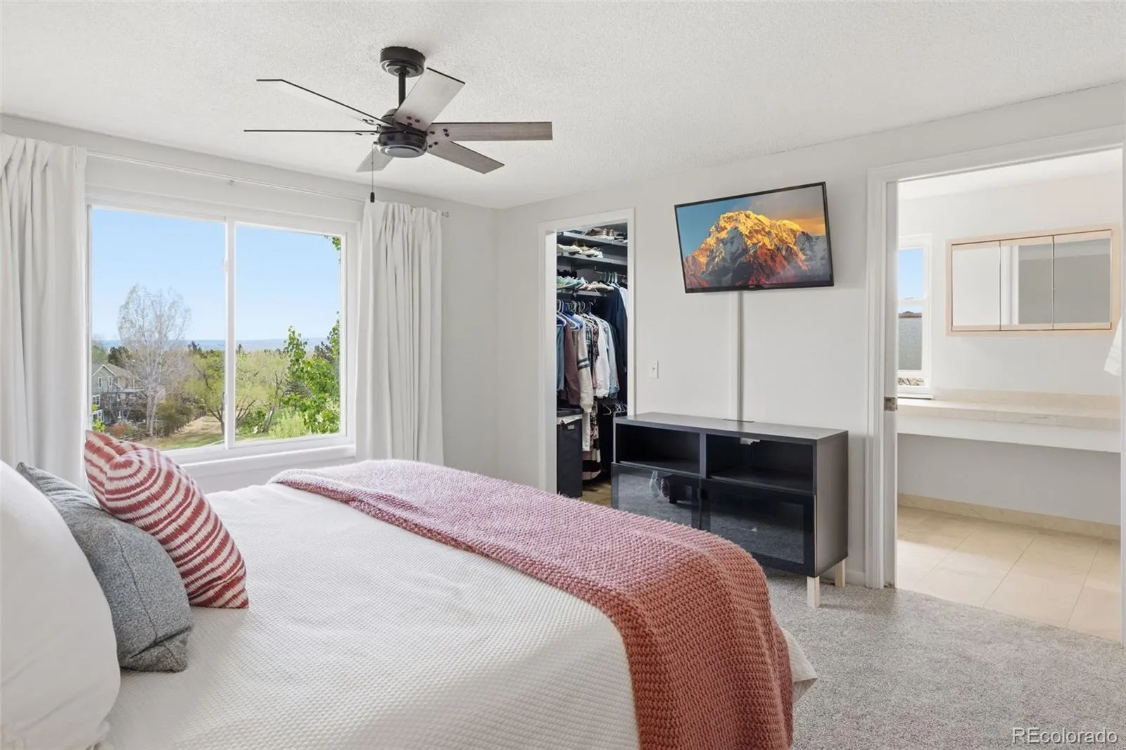 04152026165115 1600 19