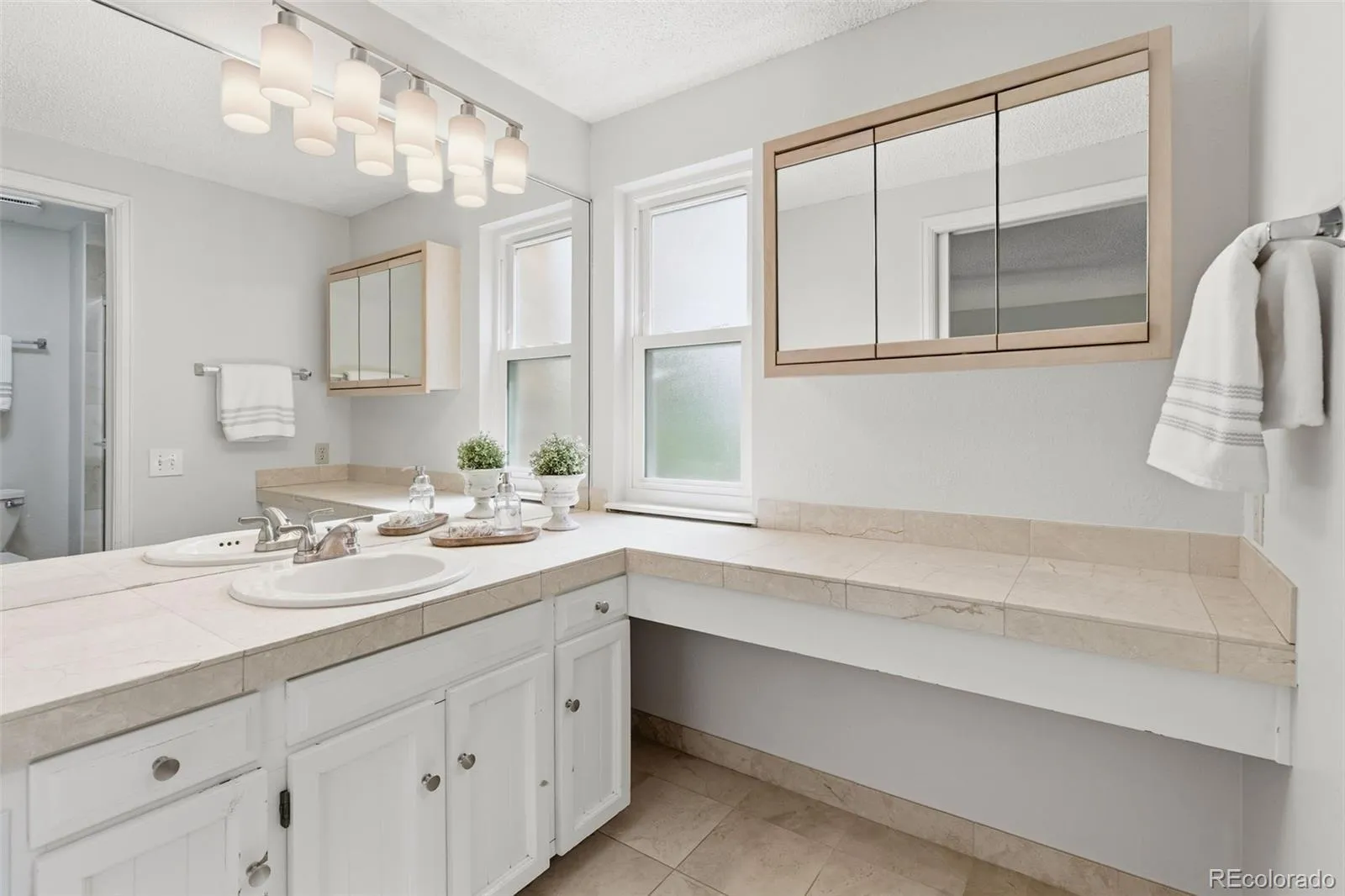 04152026165115 1600 20