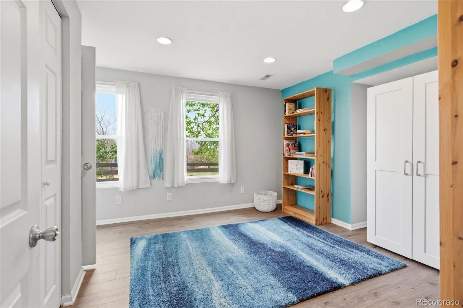 04152026165115 1600 32