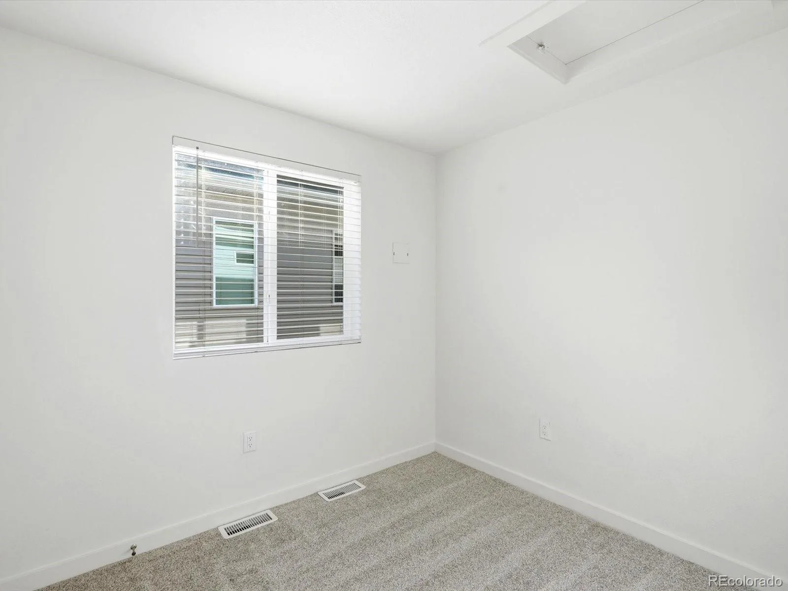 5077 N Walden Way Denver CO 80249 | MLS #REC7637007 08282026000453 1600 24