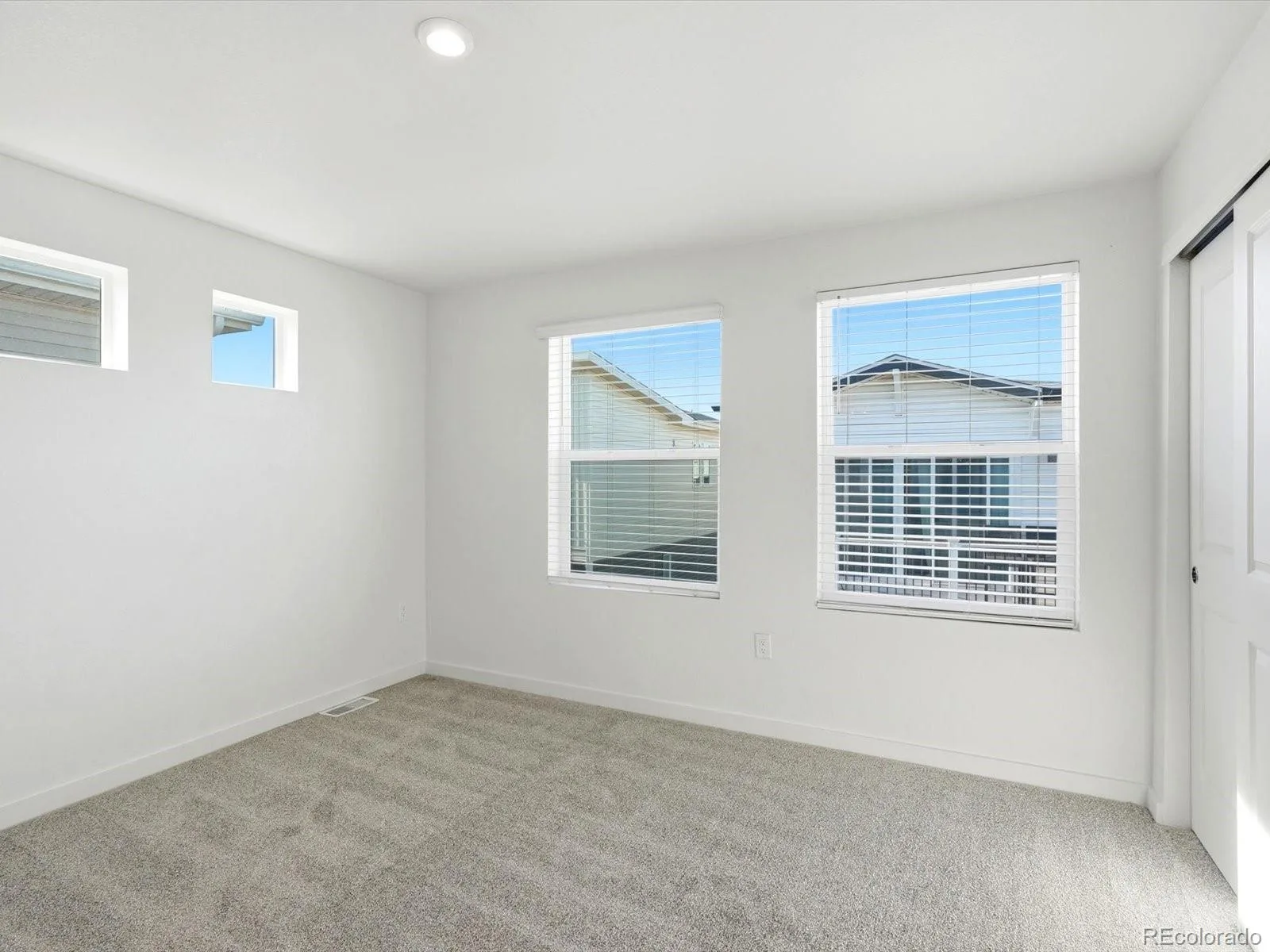 5077 N Walden Way Denver CO 80249 | MLS #REC7637007 08282026000453 1600 28