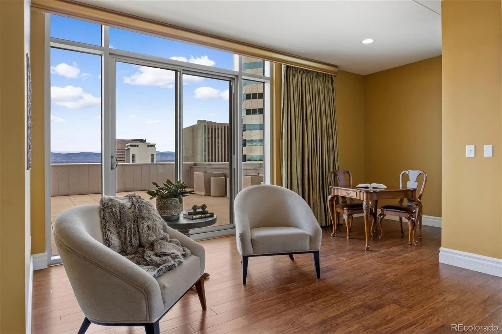 2001 Lincoln Street #2820 Denver CO 80202 | MLS #REC7639470 10022026143532 1600 20
