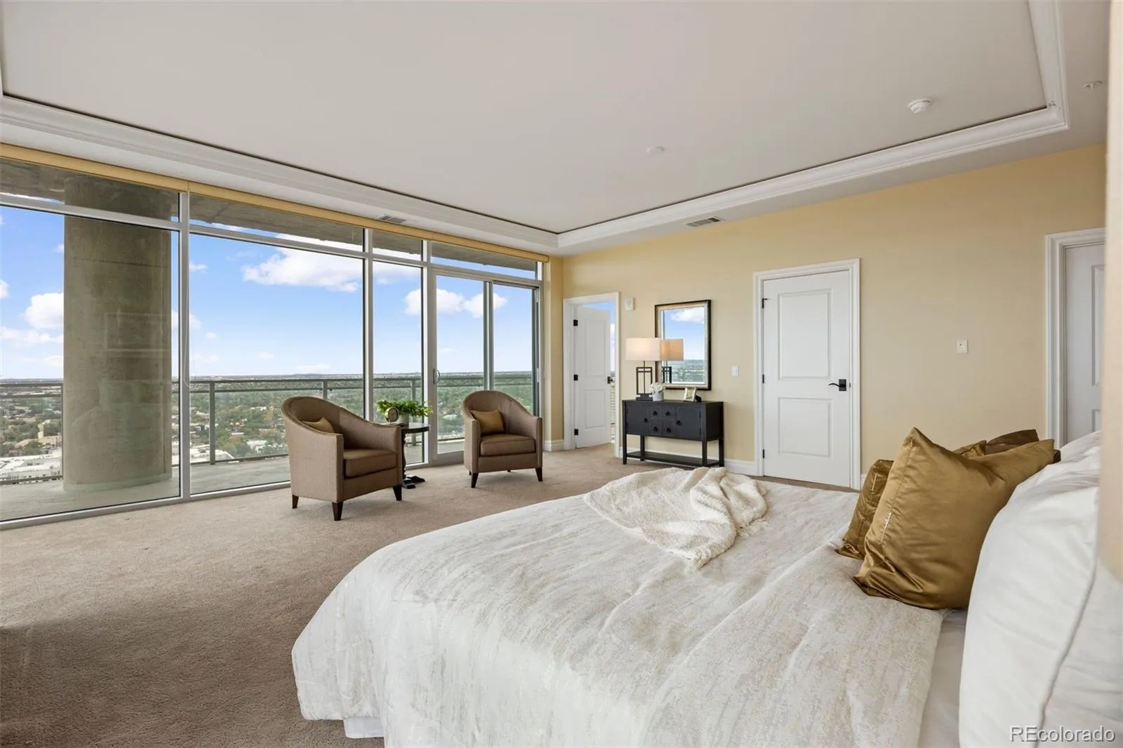 2001 Lincoln Street #2820 Denver CO 80202 | MLS #REC7639470 10022026143532 1600 27