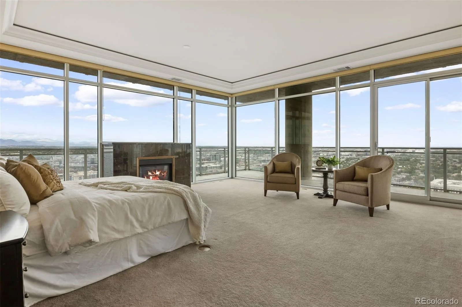 2001 Lincoln Street #2820 Denver CO 80202 | MLS #REC7639470 10022026143532 1600 29