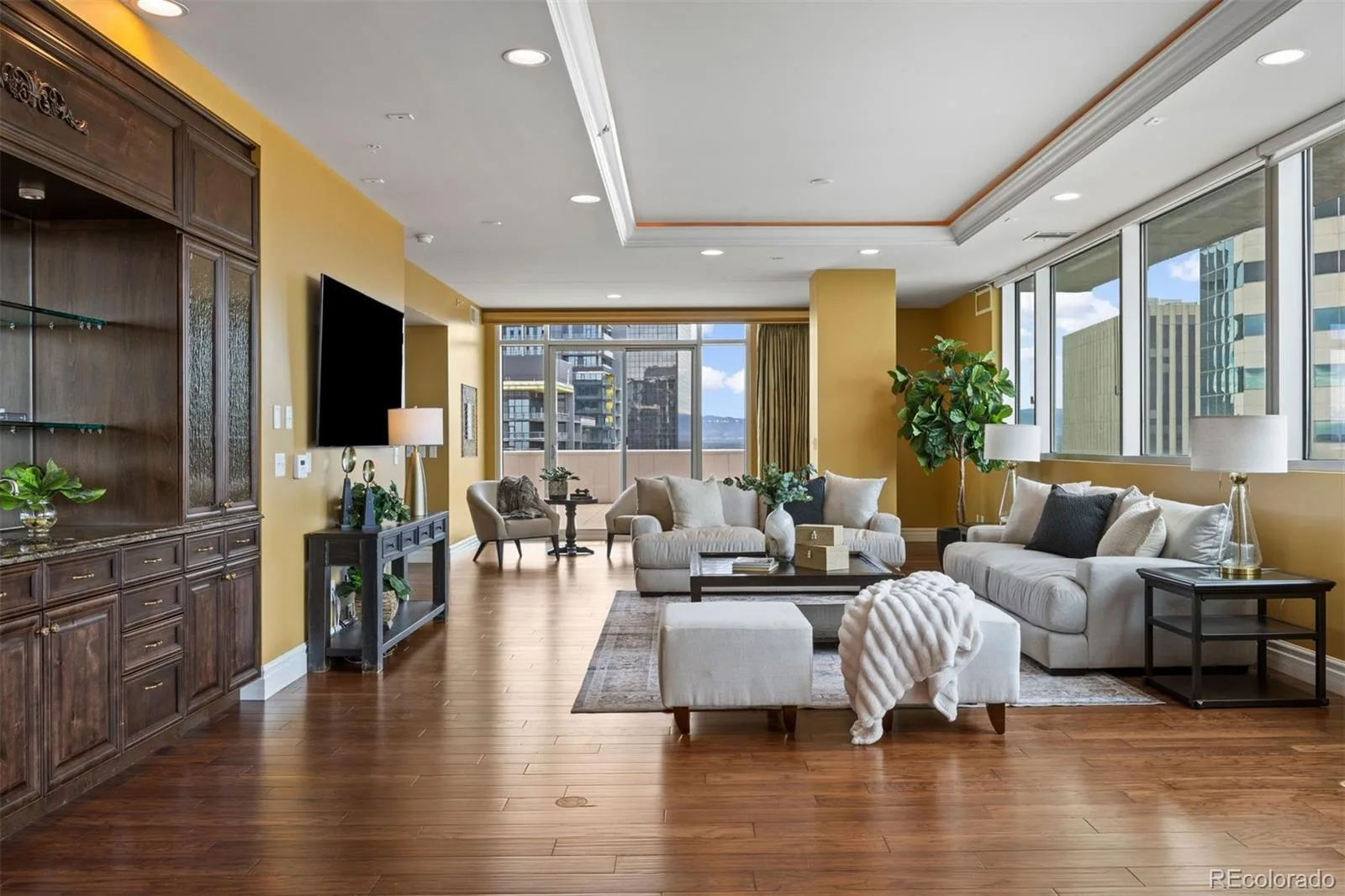 2001 Lincoln Street #2820 Denver CO 80202 | MLS #REC7639470 10022026143532 1600 6