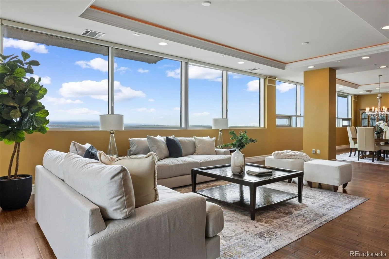 2001 Lincoln Street #2820 Denver CO 80202 | MLS #REC7639470 10022026143532 1600 7