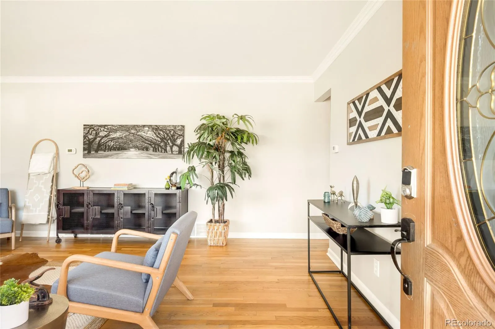 04102026212800 1600 2