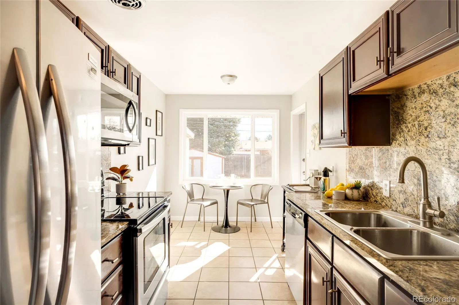 04102026212800 1600 4