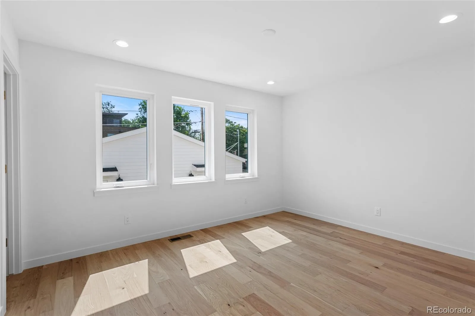 2156 S Grant Street Denver CO 80210 MLS #REC7640738 06262026183400 1600 19