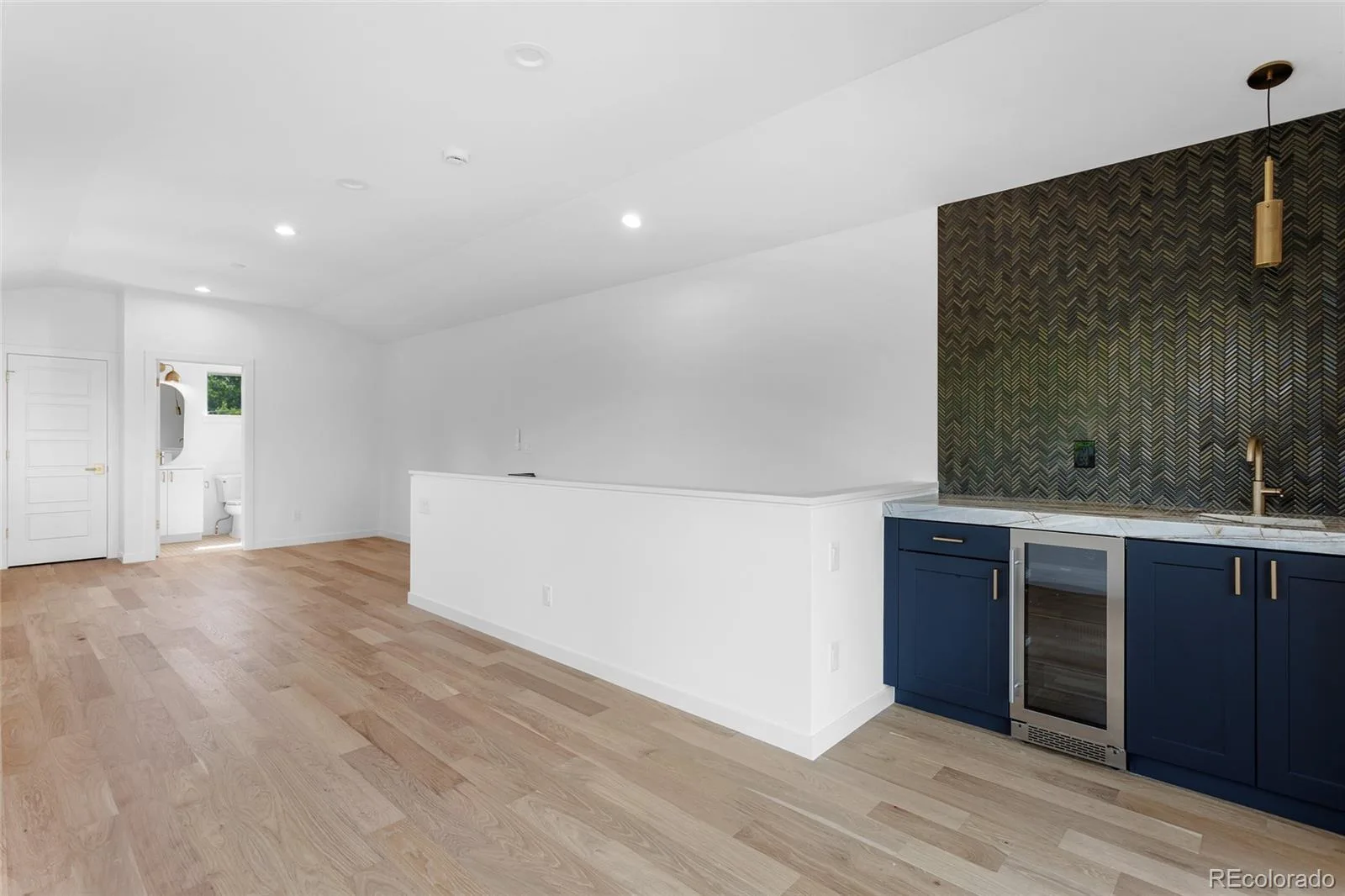 2156 S Grant Street Denver CO 80210 MLS #REC7640738 06262026183400 1600 21