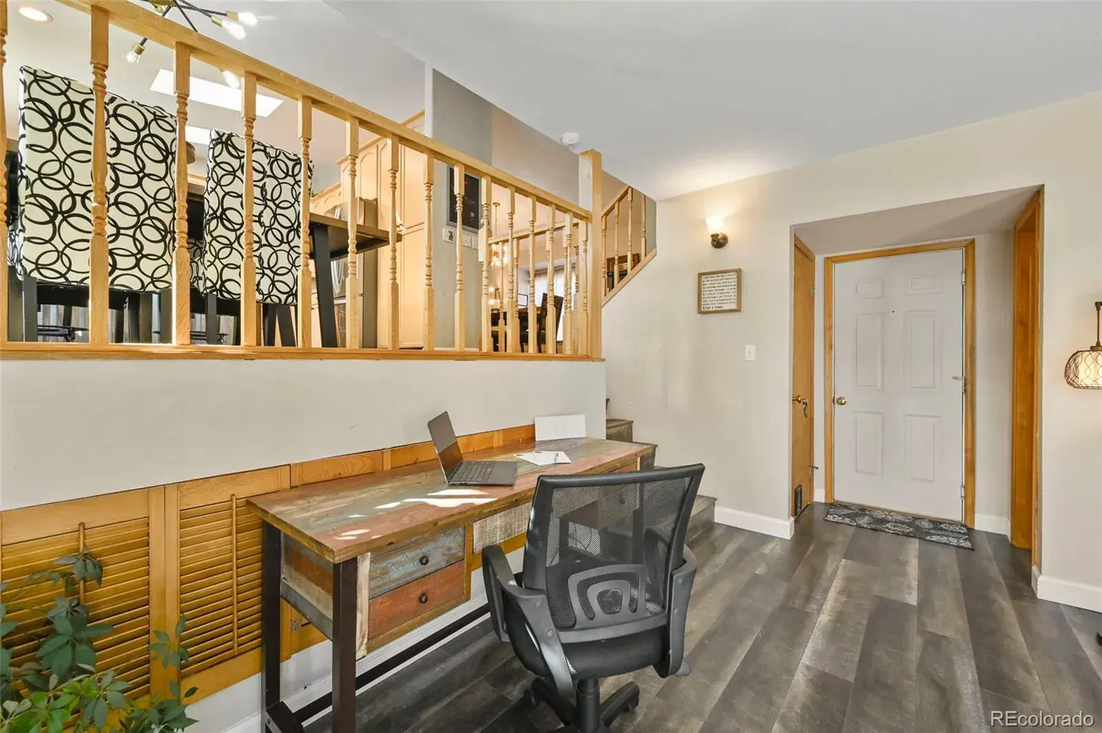 10092025153720 1600 18