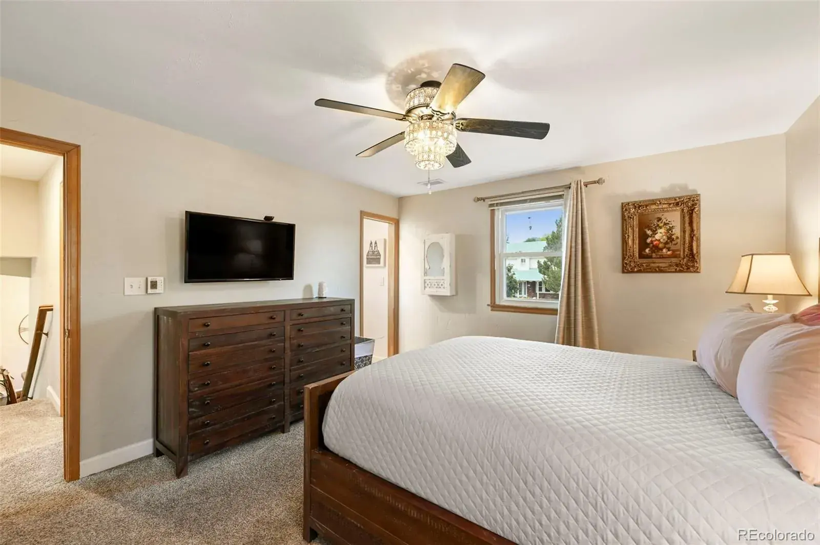 10092025153720 1600 21