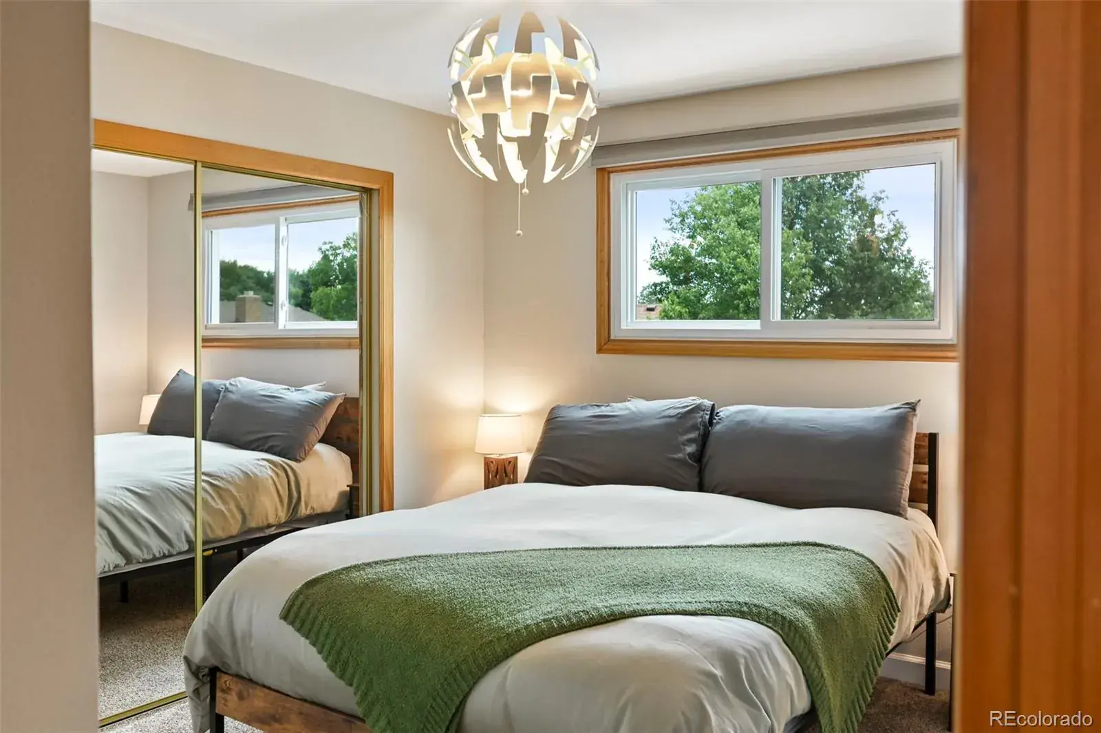 10092025153720 1600 28