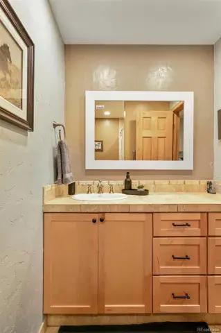 10092025153720 640 29