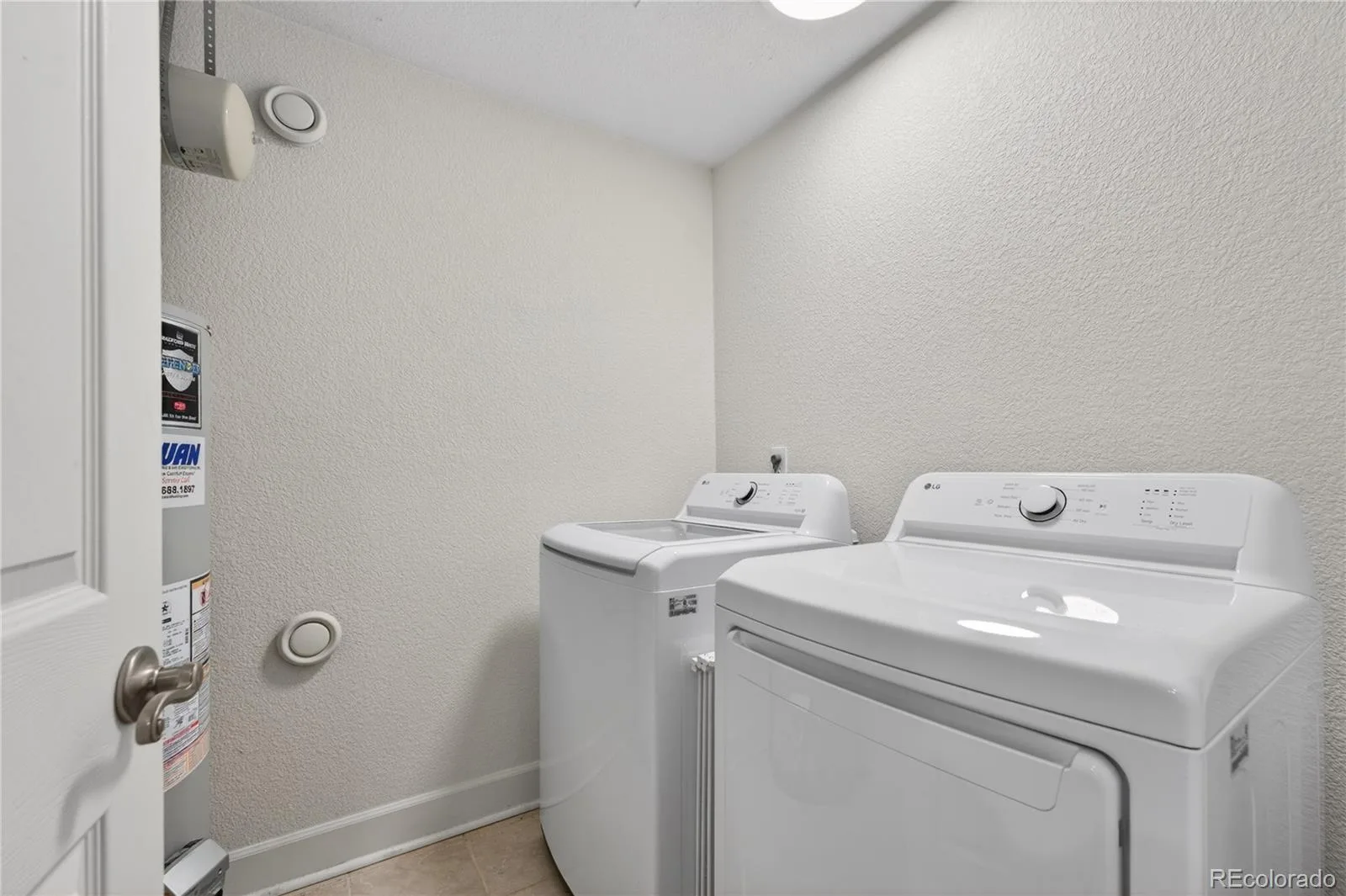 5730 E 19th Avenue Denver CO 80220 | MLS #REC7641843 08212026160543 1600 21