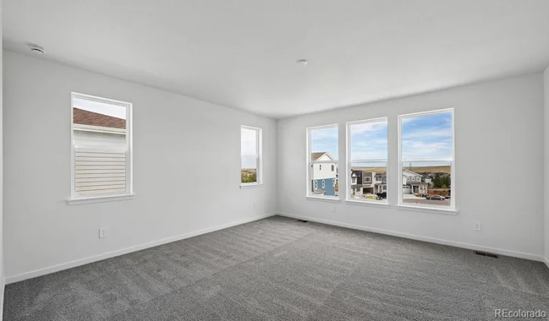 5751 S De Gaulle Court Aurora CO 80016 | MLS #REC7642985 09232026005312 800 14