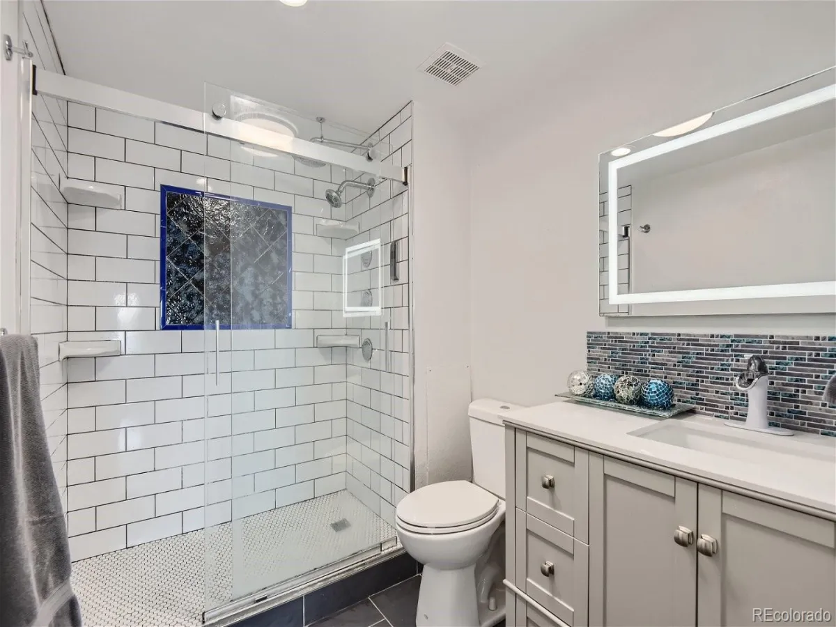 04162026181303 1200 12