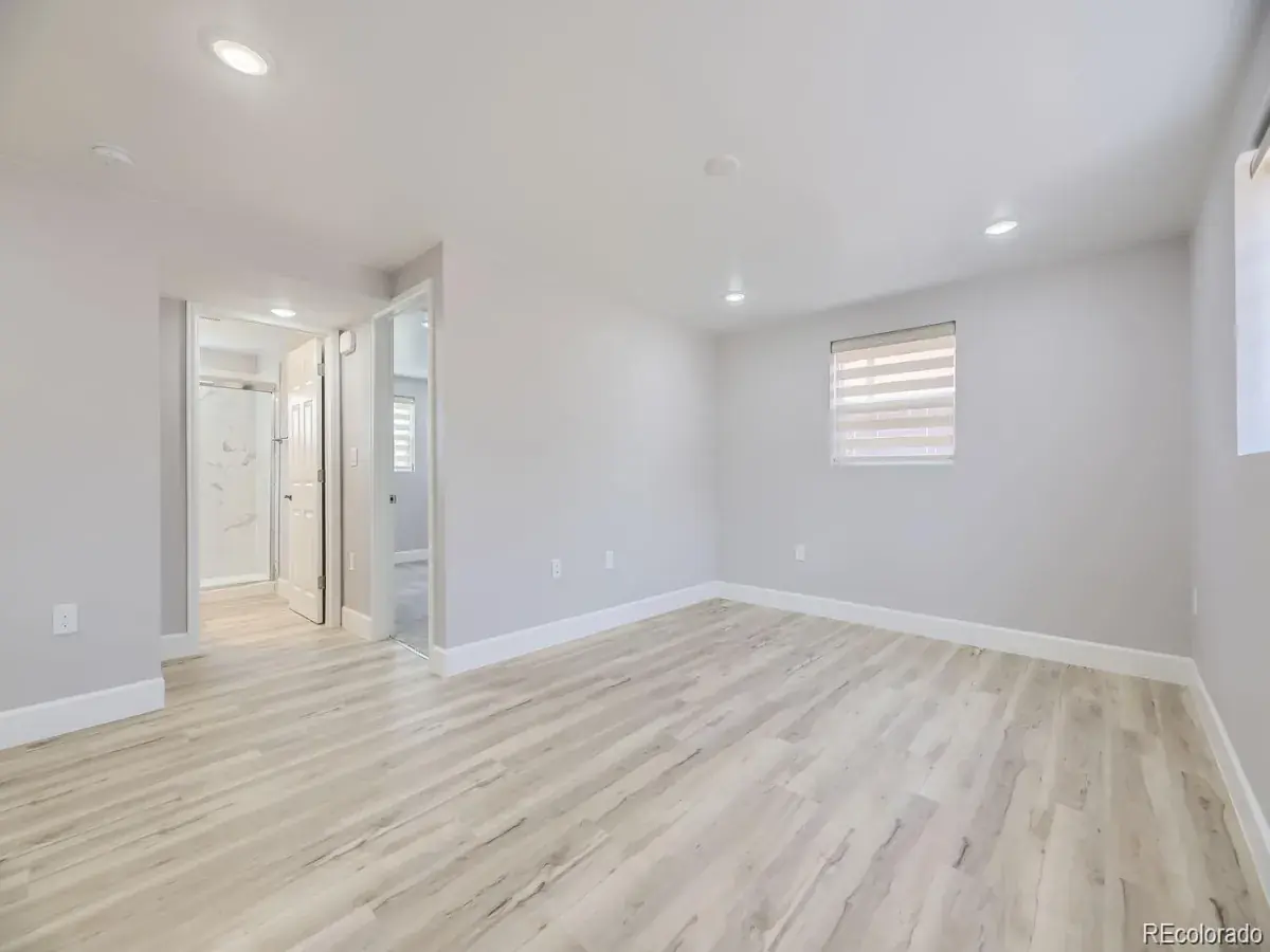 12172025025306 1200 21