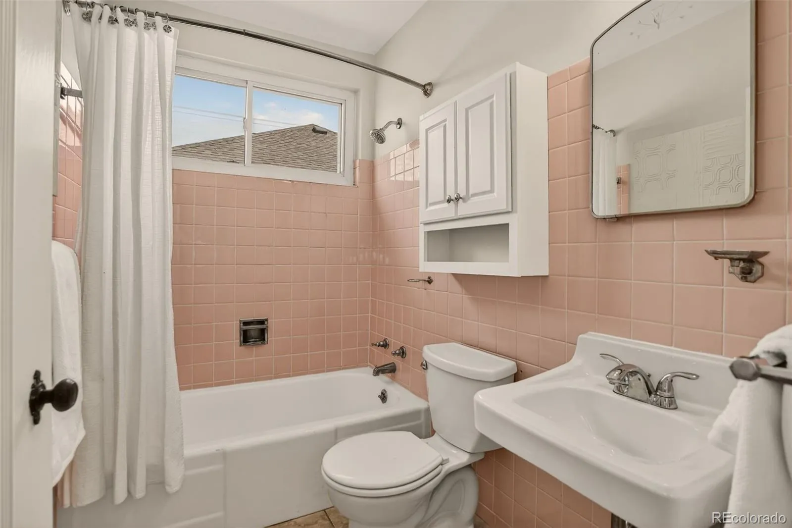 1381 Newport Street Denver CO 80220 MLS #REC7650647 05182026183157 1600 19