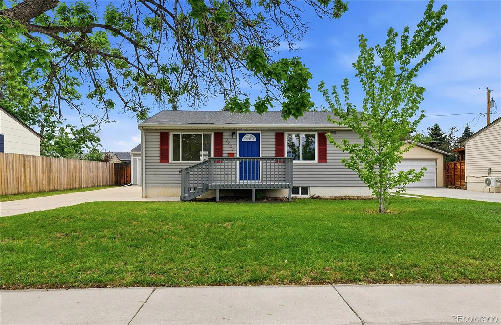 3727 S Grove Street Englewood CO 80110 MLS #REC7651959 05282026163304 1600 0
