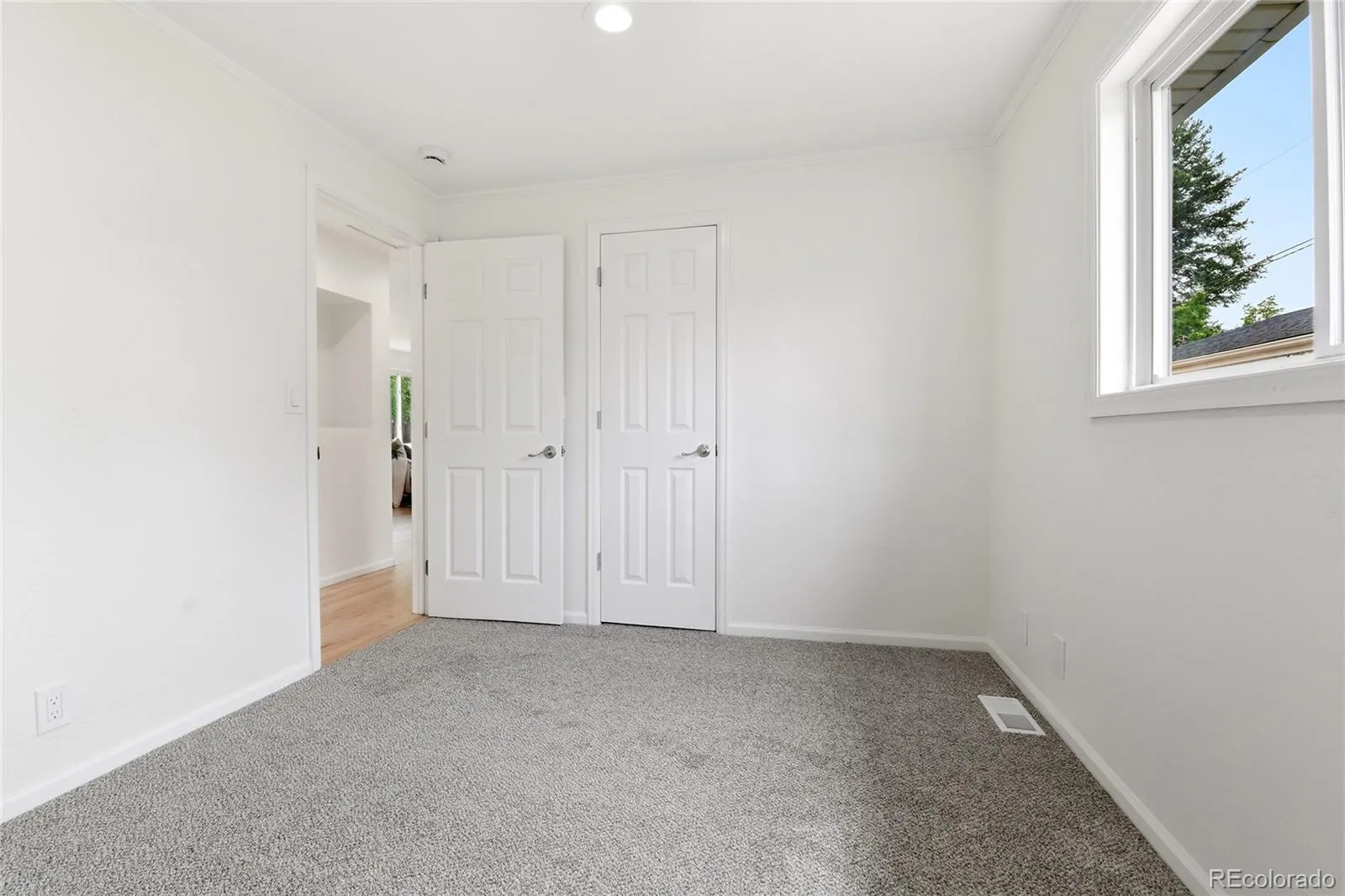 3727 S Grove Street Englewood CO 80110 MLS #REC7651959 05282026163304 1600 19