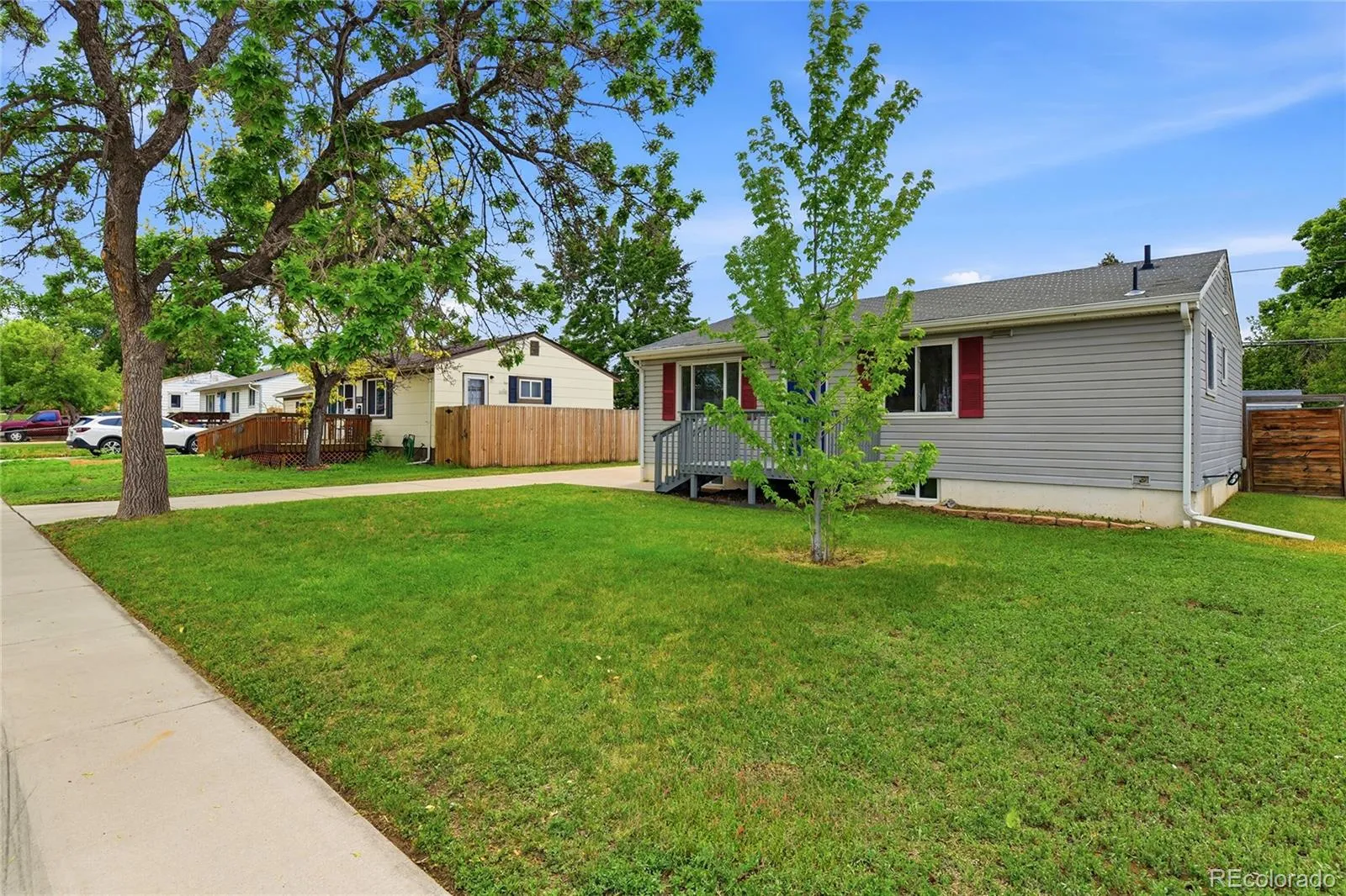 3727 S Grove Street Englewood CO 80110 MLS #REC7651959 05282026163304 1600 2