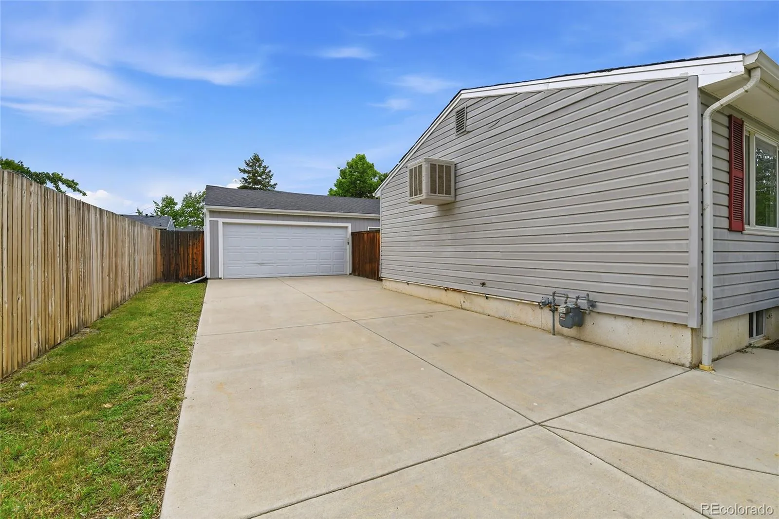 3727 S Grove Street Englewood CO 80110 MLS #REC7651959 05282026163304 1600 34