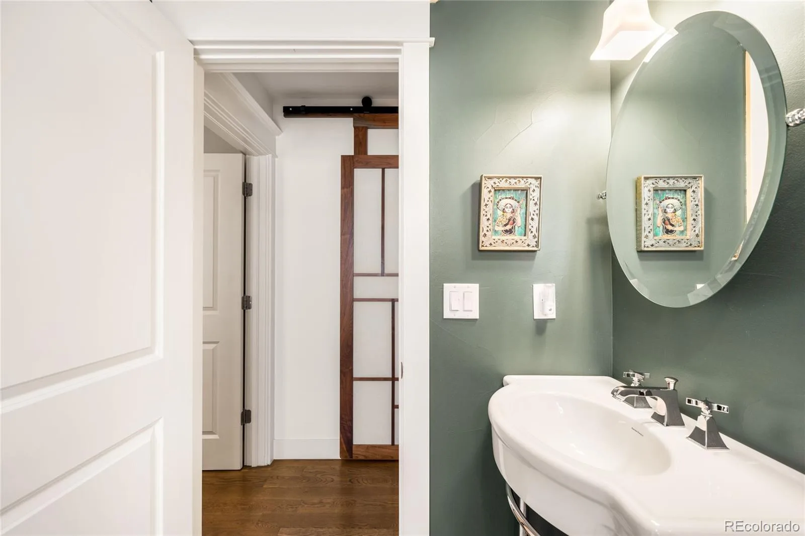 925 S Emerson Street Denver CO 80209 MLS #REC7656883 06252026223546 1600 35