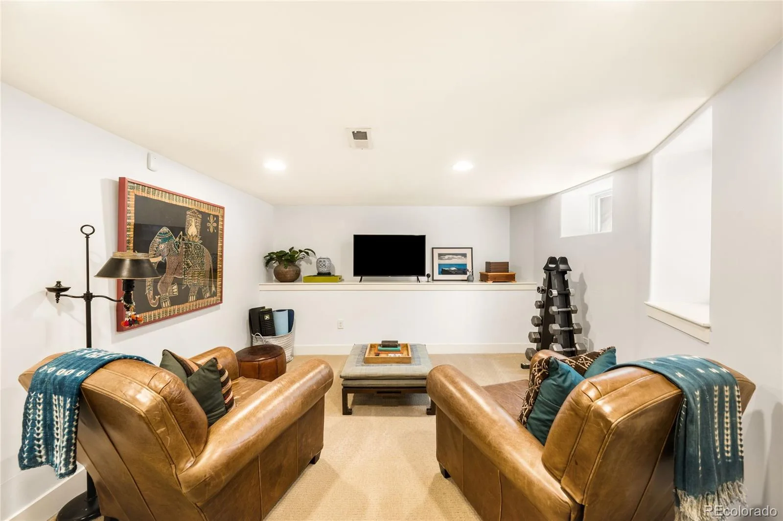 925 S Emerson Street Denver CO 80209 MLS #REC7656883 06252026223546 1600 37