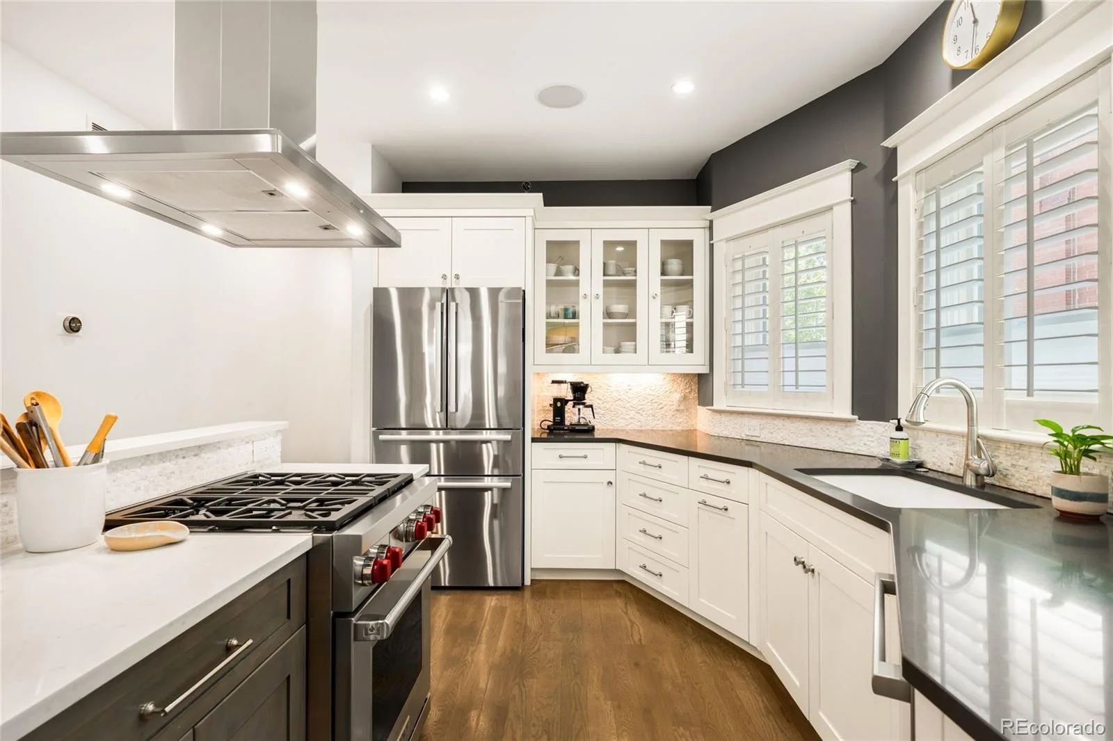 925 S Emerson Street Denver CO 80209 MLS #REC7656883 06252026223546 1600 7