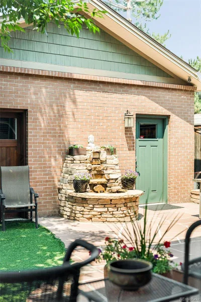 925 S Emerson Street Denver CO 80209 MLS #REC7656883 06252026223546 800 41