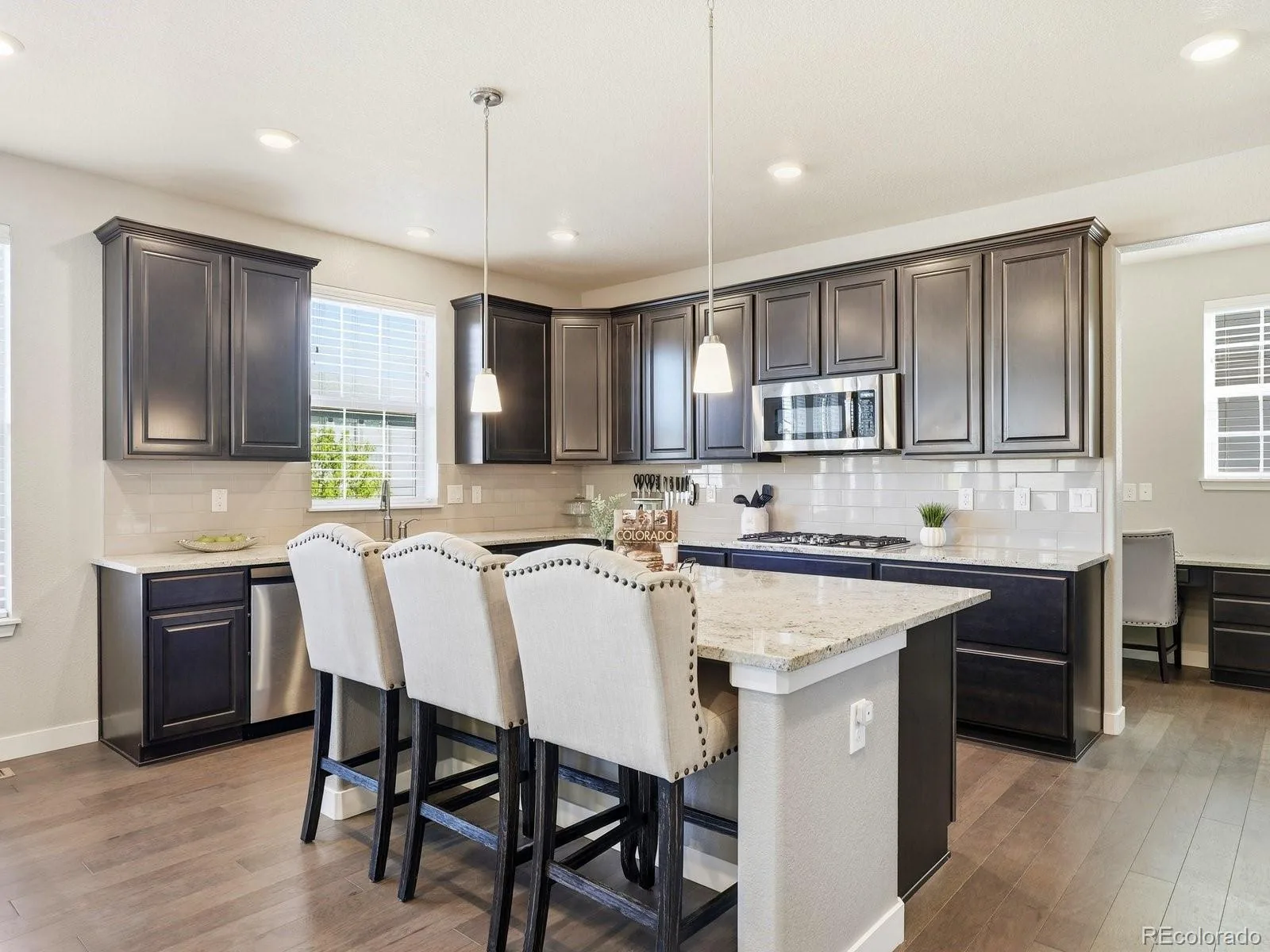 8275 Arapahoe Peak Street Littleton CO 80125 | MLS #REC7657566 08102026174628 1600 1