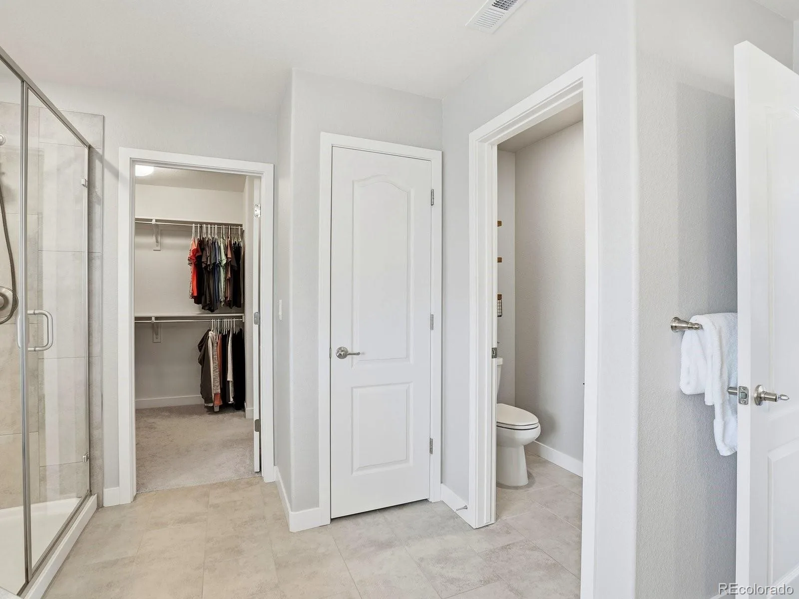 8275 Arapahoe Peak Street Littleton CO 80125 | MLS #REC7657566 08102026174628 1600 21