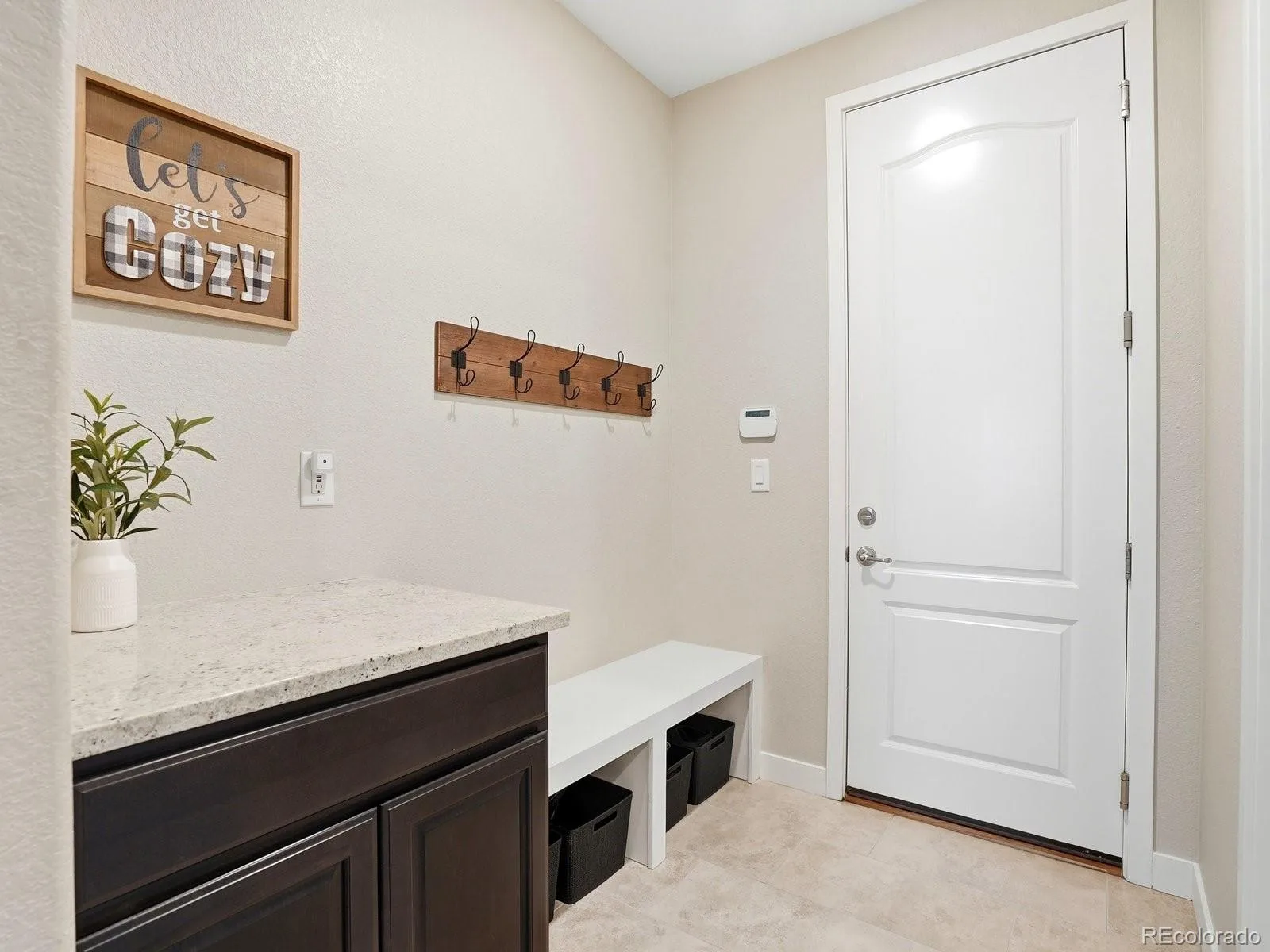 8275 Arapahoe Peak Street Littleton CO 80125 | MLS #REC7657566 08102026174628 1600 32